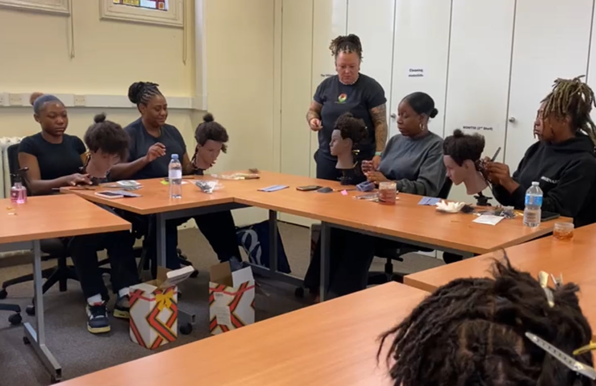 Group Loctician Training